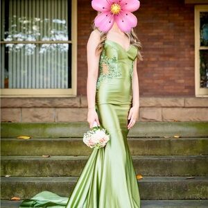 Elegant Green “Sherri Hill” Evening Gown